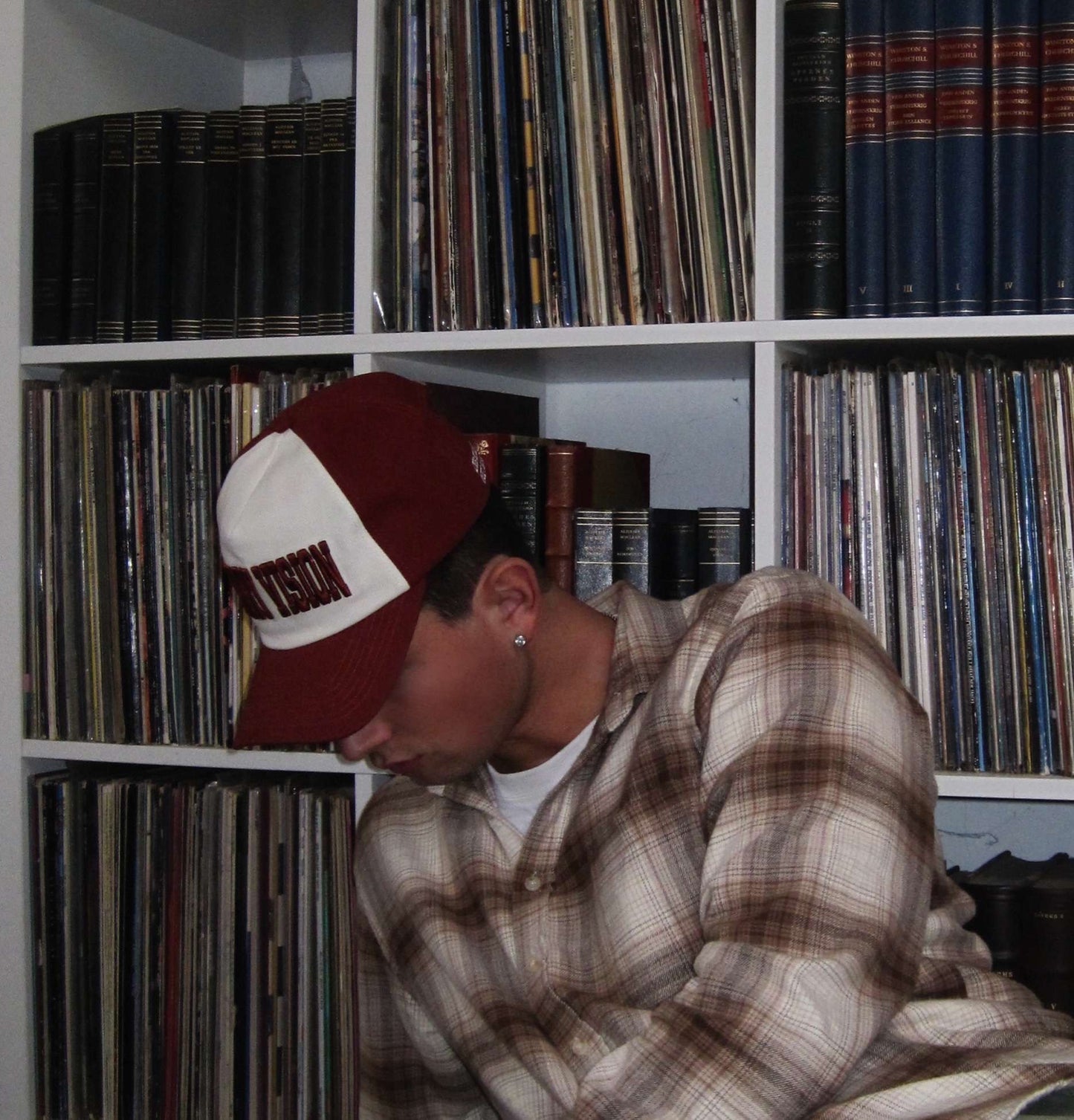 BV RED/BEIGE TRUCKER CAP